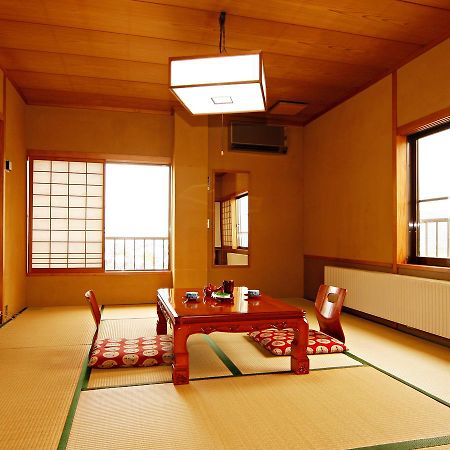 Kaminoyama Ryokan Seizan-So מראה חיצוני תמונה