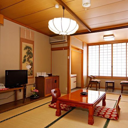 Kaminoyama Ryokan Seizan-So מראה חיצוני תמונה